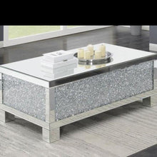 Load image into Gallery viewer, Frantelli Mirrored Coffee Table (121 x 72 x 47 cm) With Faux Crushed Diamond Design
