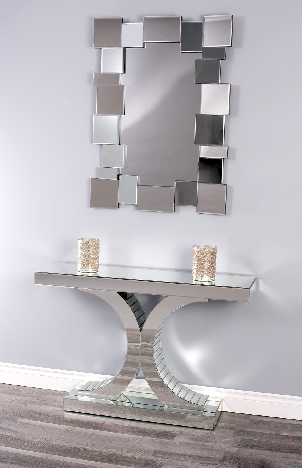 Radaccio Console Table and Mirror Set